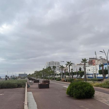 2 Zimmer Wohnung Corniche Nador Sidi Ali- Am Meer & Wifi エクステリア 写真