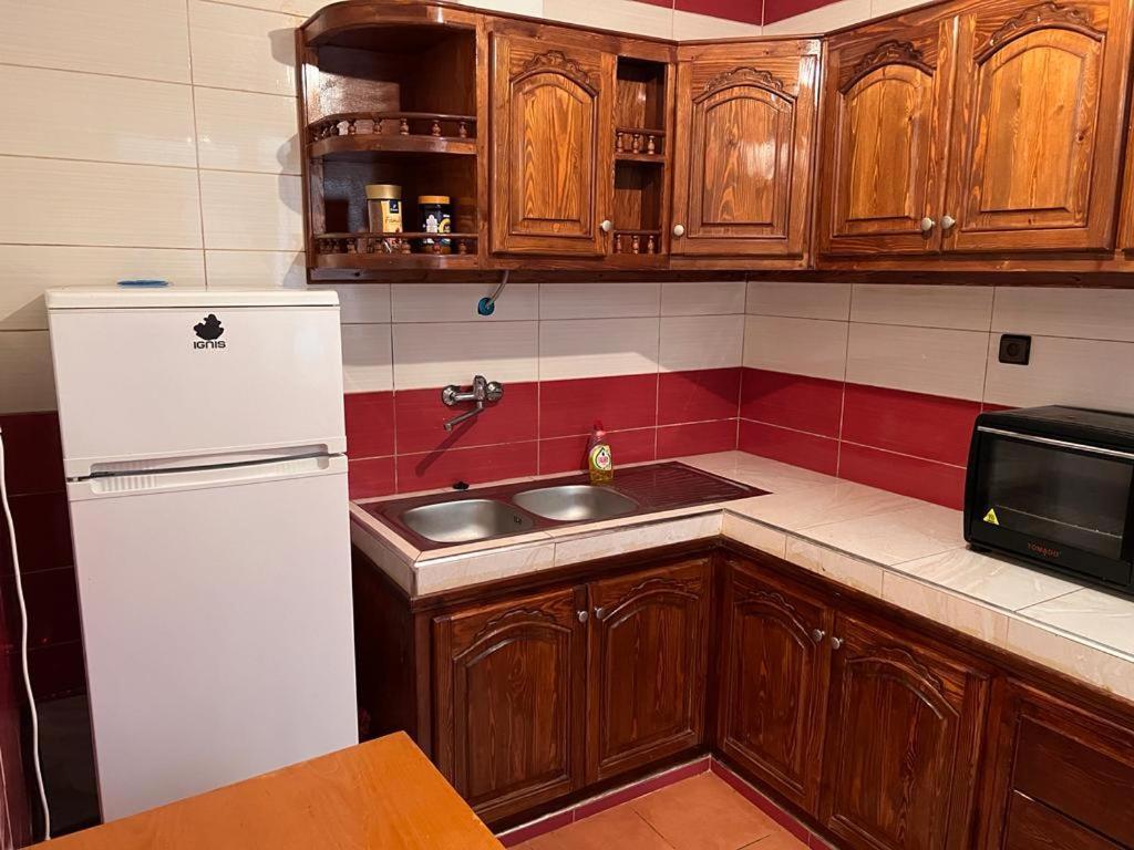 2 Zimmer Wohnung Corniche Nador Sidi Ali- Am Meer & Wifi エクステリア 写真